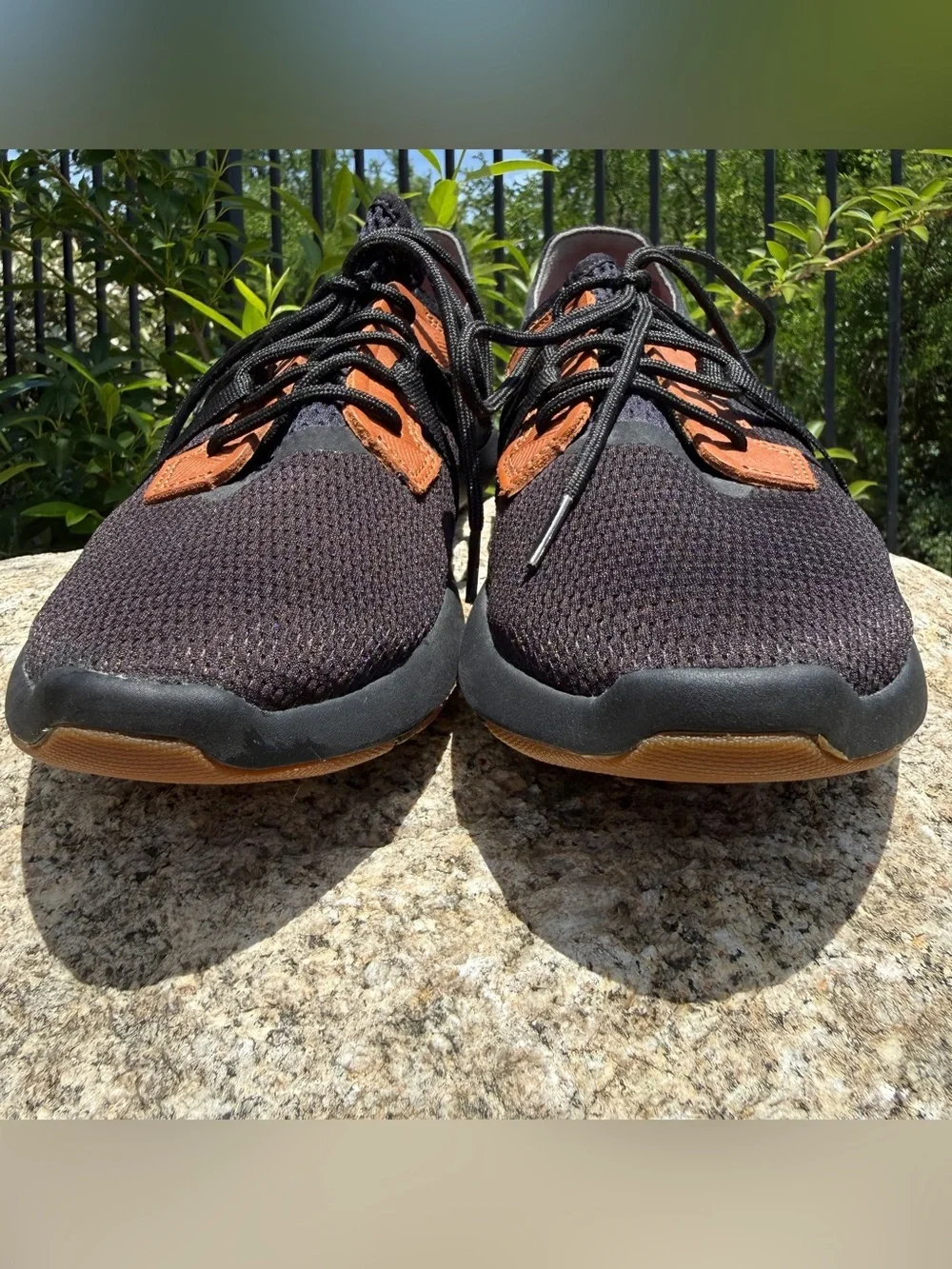 OluKai Nohea Moku Sneakers Mens Size 9 Black Brown Comfort Casual Travel Shoes